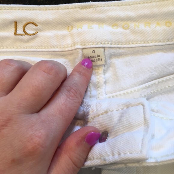LC Lauren Conrad white Bermuda’s size 4 - Picture 5 of 8